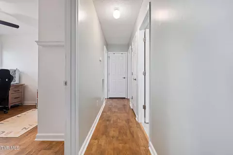 Entry Way - 605 Old Snapps Ferry Road Chuckey Tn 37641, Chuckey, TN 37641 photo 3 of 3