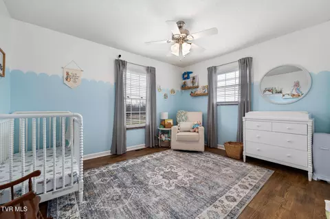Bedroom - 605 Old Snapps Ferry Road Chuckey Tn 37641, Chuckey, TN 37641 photo 2 of 5