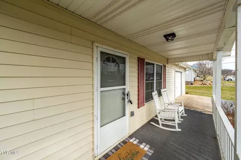 Exterior - 605 Old Snapps Ferry Road Chuckey Tn 37641, Chuckey, TN 37641 photo 5 of 18
