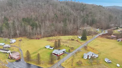 View/Area - 11413 Lyons Fork Coeburn Va 24230, Coeburn, VA 24230 photo 2 of 6
