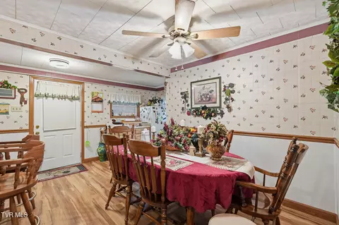 Dining - 11413 Lyons Fork Coeburn Va 24230, Coeburn, VA 24230 photo 1 of 1