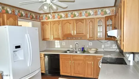 Kitchen - 10132 Coeburn Mountain Road Wise Va 24293, Wise, VA 24293 photo 1 of 2