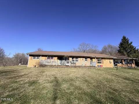 Exterior - 10132 Coeburn Mountain Road Wise Va 24293, Wise, VA 24293 photo 3 of 10