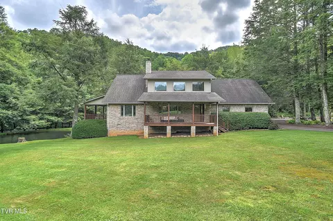 122 Chase Drive Roan Mountain Tn 37687, Roan Mountain, TN 37687