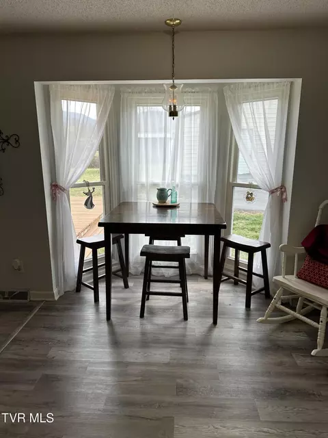 Dining - 1012 Mountainview Road Erwin Tn 37650, Erwin, TN 37650 photo 1 of 2