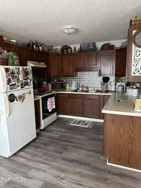Kitchen - 1012 Mountainview Road Erwin Tn 37650, Erwin, TN 37650 photo 1 of 1