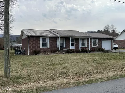 Exterior - 1012 Mountainview Road Erwin Tn 37650, Erwin, TN 37650 photo 2 of 3