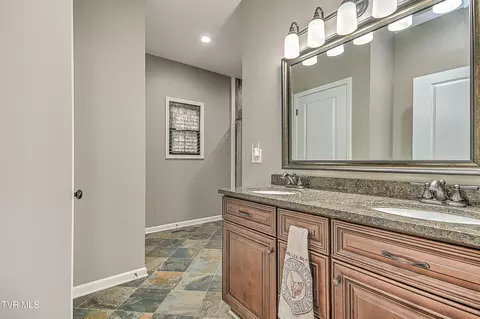 Bath - 35 Short Road Limestone Tn 37681, Limestone, TN 37681 photo 3 of 7