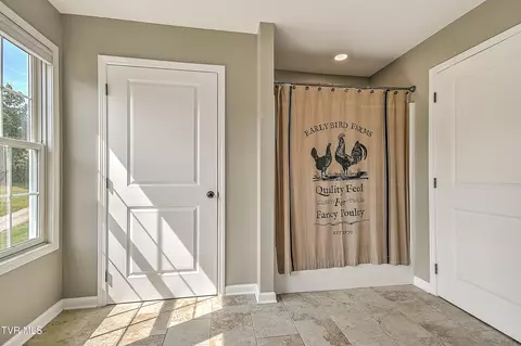 Entry Way - 35 Short Road Limestone Tn 37681, Limestone, TN 37681 photo 5 of 5