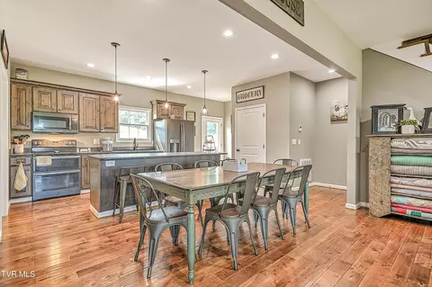 Dining - 35 Short Road Limestone Tn 37681, Limestone, TN 37681 photo 3 of 6