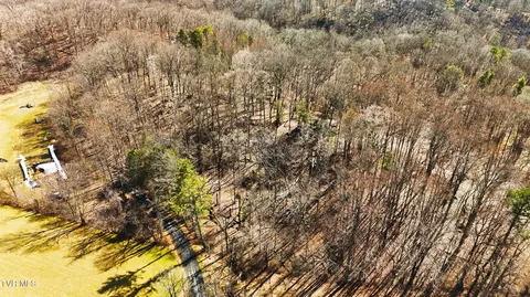 597 Cavern Road Bristol Tn 37620, Bristol, TN 37620 photo 15
