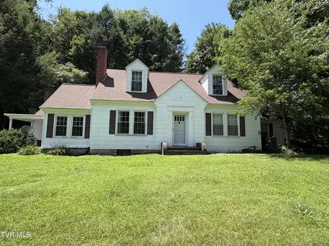313 NE Centre Avenue Ne Avenue Coeburn Va 24230, Coeburn, VA 24230