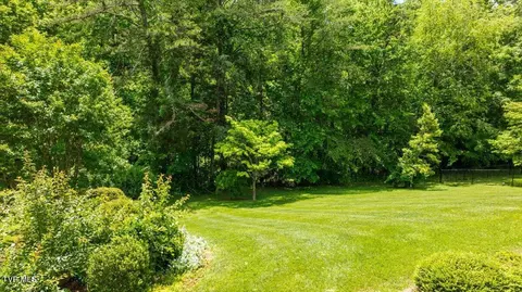 Exterior - 121 Queensgate Bristol Tn 37620, Bristol, TN 37620 photo 10 of 10