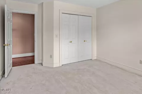 Bedroom - 121 Queensgate Bristol Tn 37620, Bristol, TN 37620 photo 4 of 6