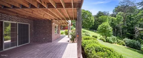 Exterior - 121 Queensgate Bristol Tn 37620, Bristol, TN 37620 photo 7 of 10