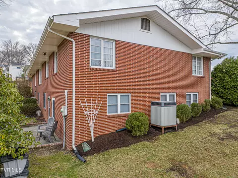 196 NE Crestview Drive Abingdon Va 24210, Abingdon, VA 24210 photo 2