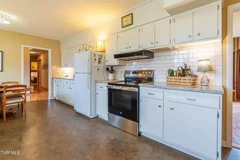 196 NE Crestview Drive Abingdon Va 24210, Abingdon, VA 24210 photo 11