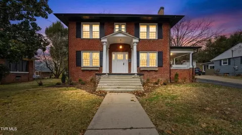 1224 7th Avenue Bristol Tn 37620, Bristol, TN 37620