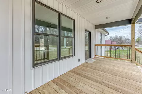 Exterior - 1430 E Cedar Street Bristol Tn 37620, Bristol, TN 37620 photo 4 of 8