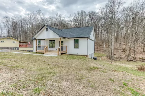 1430 E Cedar Street Bristol Tn 37620, Bristol, TN 37620