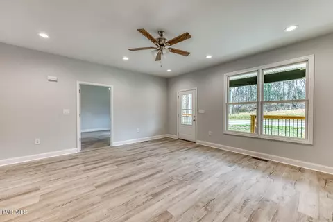 Living - 1430 E Cedar Street Bristol Tn 37620, Bristol, TN 37620 photo 3 of 4