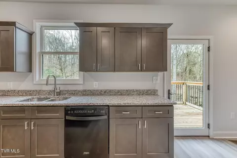Entry Way - 1430 E Cedar Street Bristol Tn 37620, Bristol, TN 37620 photo 1 of 1
