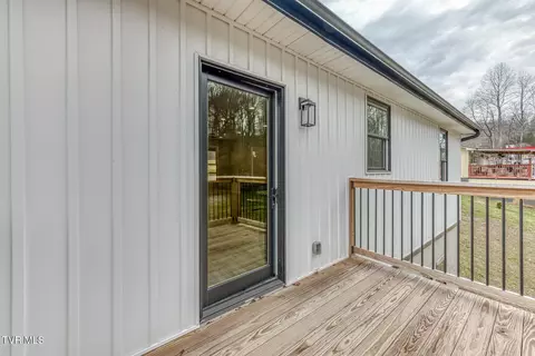 Exterior - 1430 E Cedar Street Bristol Tn 37620, Bristol, TN 37620 photo 6 of 8