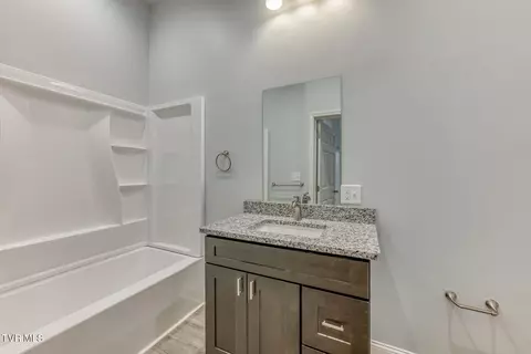 Bath - 1430 E Cedar Street Bristol Tn 37620, Bristol, TN 37620 photo 5 of 5