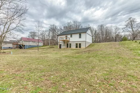 Exterior - 1430 E Cedar Street Bristol Tn 37620, Bristol, TN 37620 photo 7 of 8