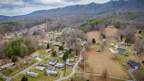 View/Area - 121 Coleman Road Hampton Tn 37658, Hampton, TN 37658 photo 3 of 6