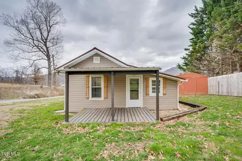 Exterior - 121 Coleman Road Hampton Tn 37658, Hampton, TN 37658 photo 6 of 9