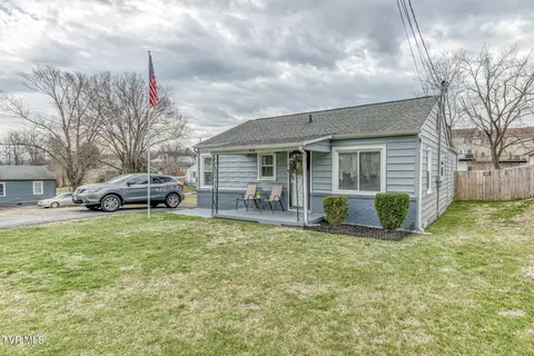 Other - 916 Clark Street Bristol Va 24201, Bristol, VA 24201 photo 1 of 9