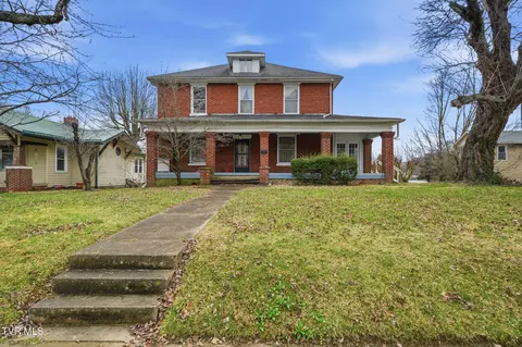 1221 W Sullivan Street Kingsport Tn 37660, Kingsport, TN 37660