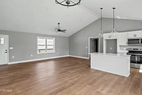 400 Barren Valley Road Chuckey Tn 37641, Chuckey, TN 37641 photo 6