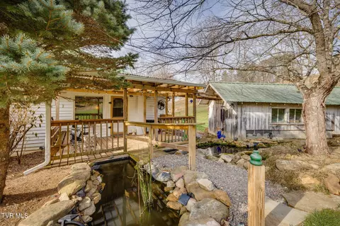 341 Locust Gap Road Mountain City Tn 37683, Mountain City, TN 37683