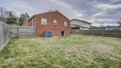 Exterior - 235 S Mohawk Drive Erwin Tn 37650, Erwin, TN 37650 photo 3 of 4