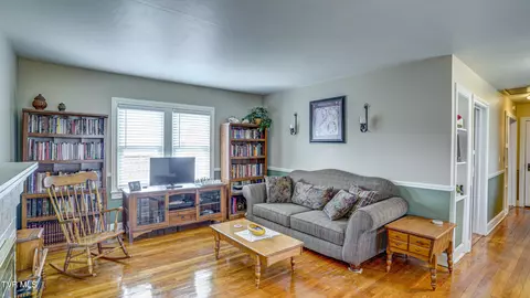 Living - 235 S Mohawk Drive Erwin Tn 37650, Erwin, TN 37650 photo 2 of 4