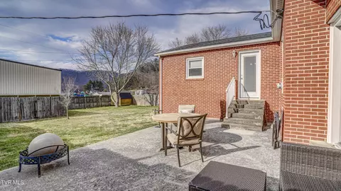 Exterior - 235 S Mohawk Drive Erwin Tn 37650, Erwin, TN 37650 photo 4 of 4
