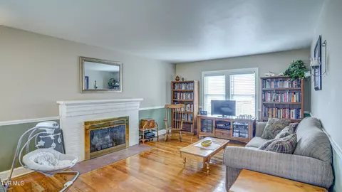 Living - 235 S Mohawk Drive Erwin Tn 37650, Erwin, TN 37650 photo 1 of 4