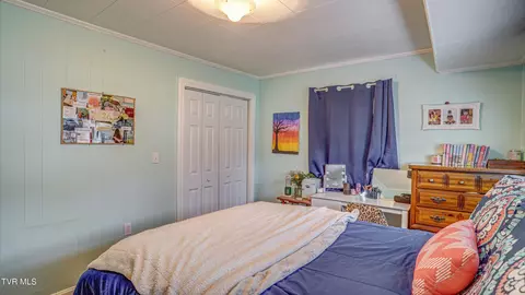 Bedroom - 235 S Mohawk Drive Erwin Tn 37650, Erwin, TN 37650 photo 6 of 10