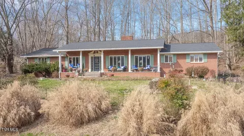 250 Hummingbird Lane Unicoi Tn 37692, Unicoi, TN 37692