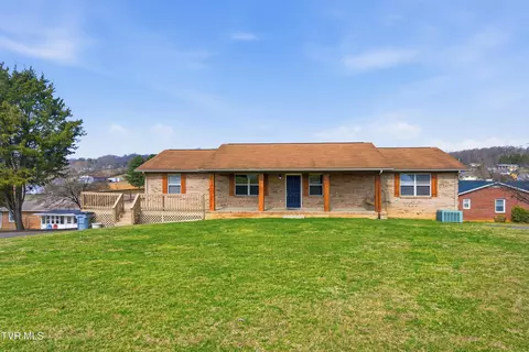 222 Old Stage Drive Bristol Tn 37620, Bristol, TN 37620