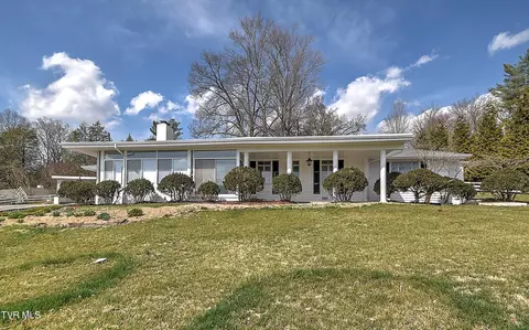 502 Valley Drive Bristol Va 24201, Bristol, VA 24201