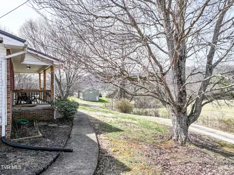 Exterior - 119 Mccartt Loop Chuckey Tn 37641, Chuckey, TN 37641 photo 8 of 10
