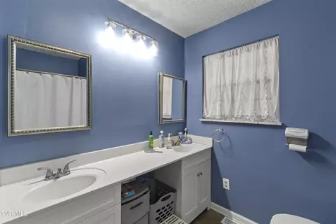 Bath - 119 Mccartt Loop Chuckey Tn 37641, Chuckey, TN 37641 photo 1 of 4