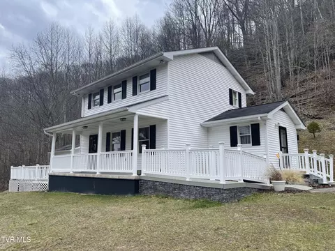 1977 Combs Ridge Road Honaker Va 24260, Honaker, VA 24260