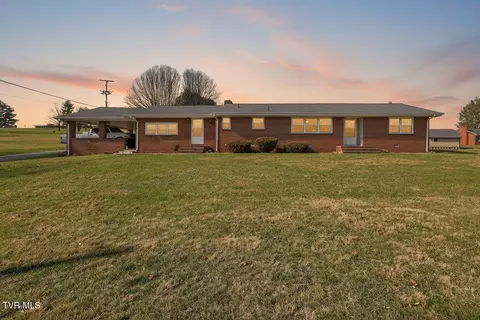 42 Hurt Avenue Lebanon Va 24266, Lebanon, VA 24266