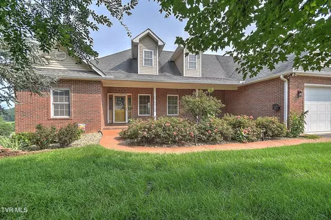 442 Grovemont Place Piney Flats Tn 37686, Piney Flats, TN 37686