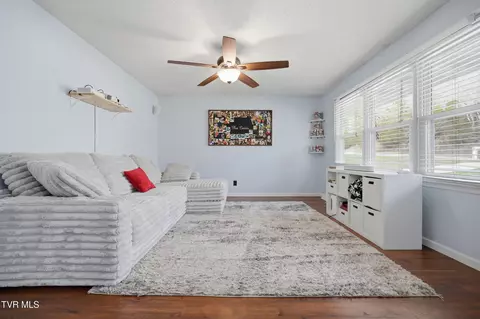 Living - 413 Fraley Avenue Duffield Va 24244, Duffield, VA 24244 photo 1 of 3