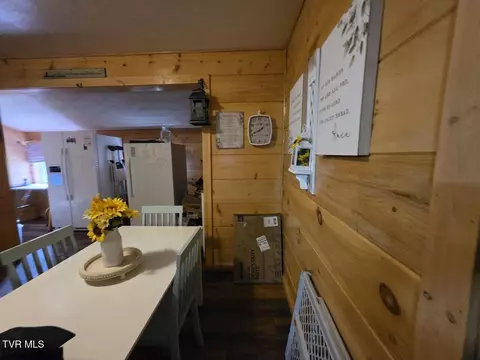 Dining - 421 Juniper Street Greeneville Tn 37745, Greeneville, TN 37745 photo 1 of 1